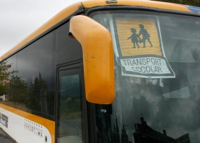 Imagen de archivo de un autocar escolar