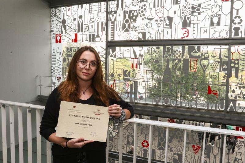 Sara Navarro, guardonada amb el Premi Jaume Ciurana d'Enologia en la seva 22a edició.