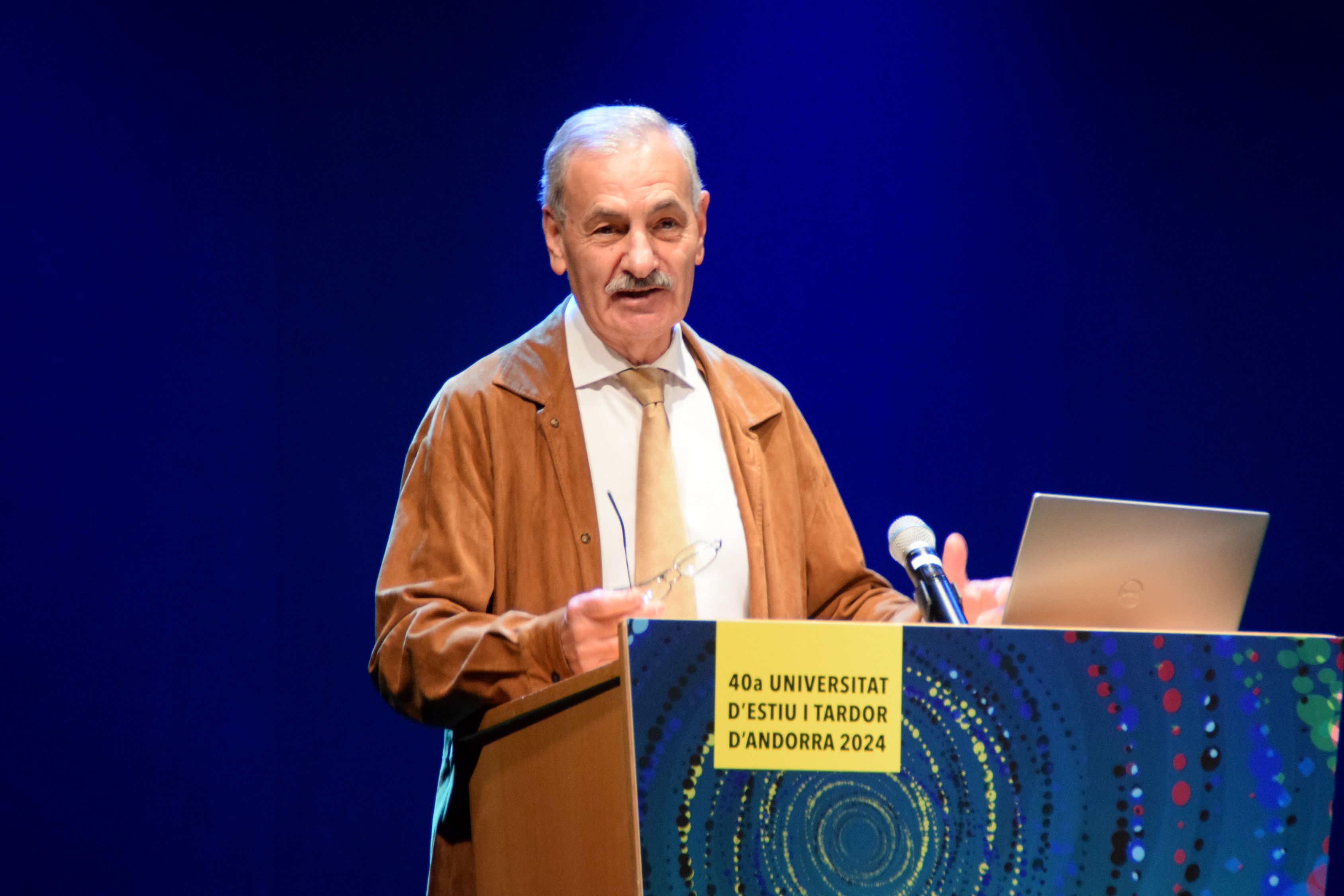 El paleoantropòleg José María Bermúdez de Castro