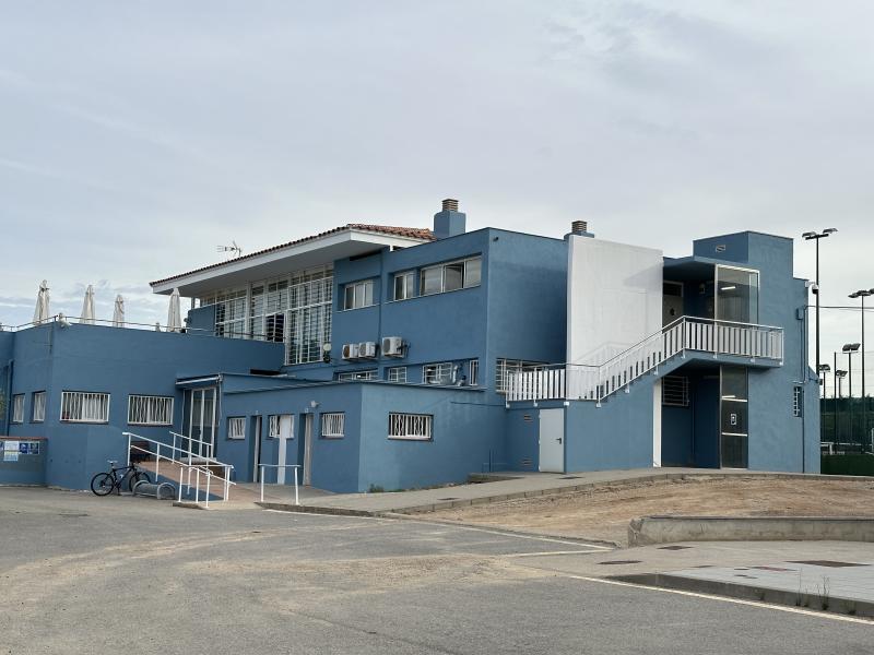 Mejoras edificio piscina antigua Torredembarra