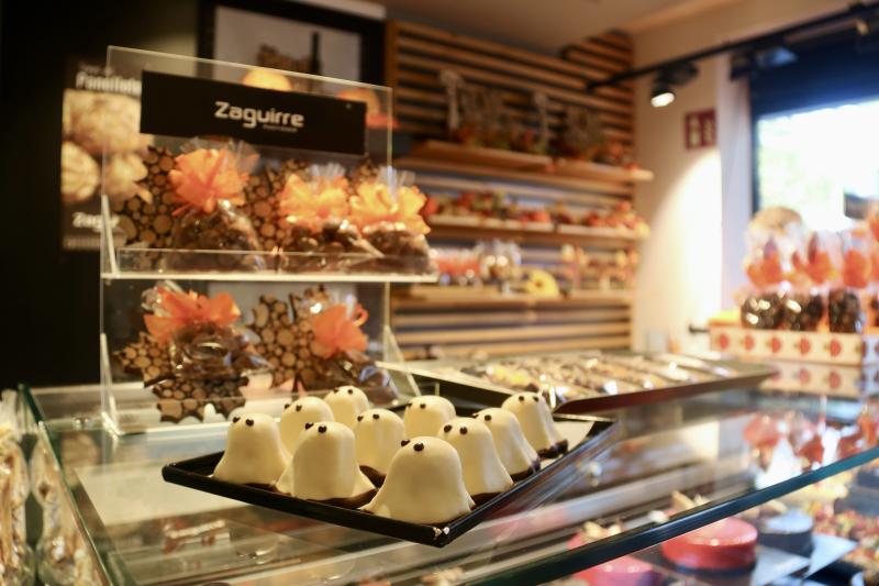 Panellets de fantasma a la pastisseria Zaguirre de Terrassa