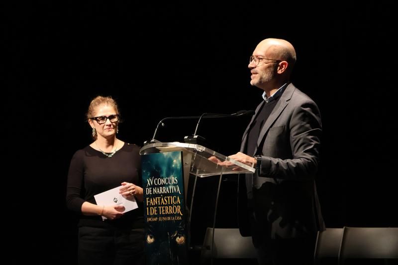 El conseller de Cultura, Infancia y Juventud de la comuna de Encamp, Joan Sans, durante la entrega de galardones del XV Premios de Narrativa Fantástica y de Terror