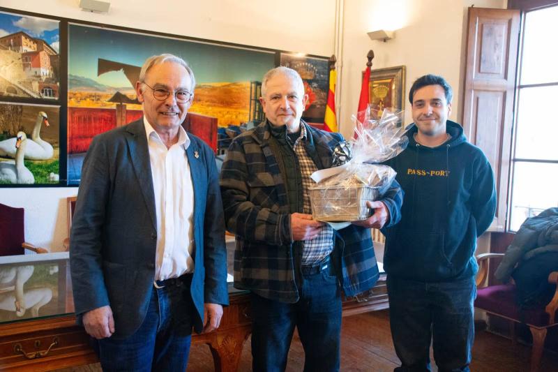 Puigcerdà otorga los premios del Concurso de Poesía de Navidad y el Concurso de Dibujo del Cartel de Reyes 6