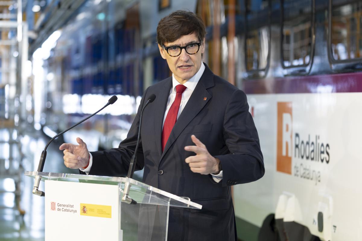 Óscar Puente i Salvador Illa visiten els nous trens de Rodalies a partir de 2026 2