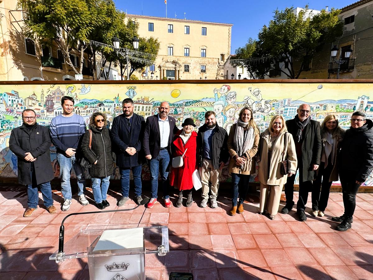 Inauguració mural Pilarín Bayés