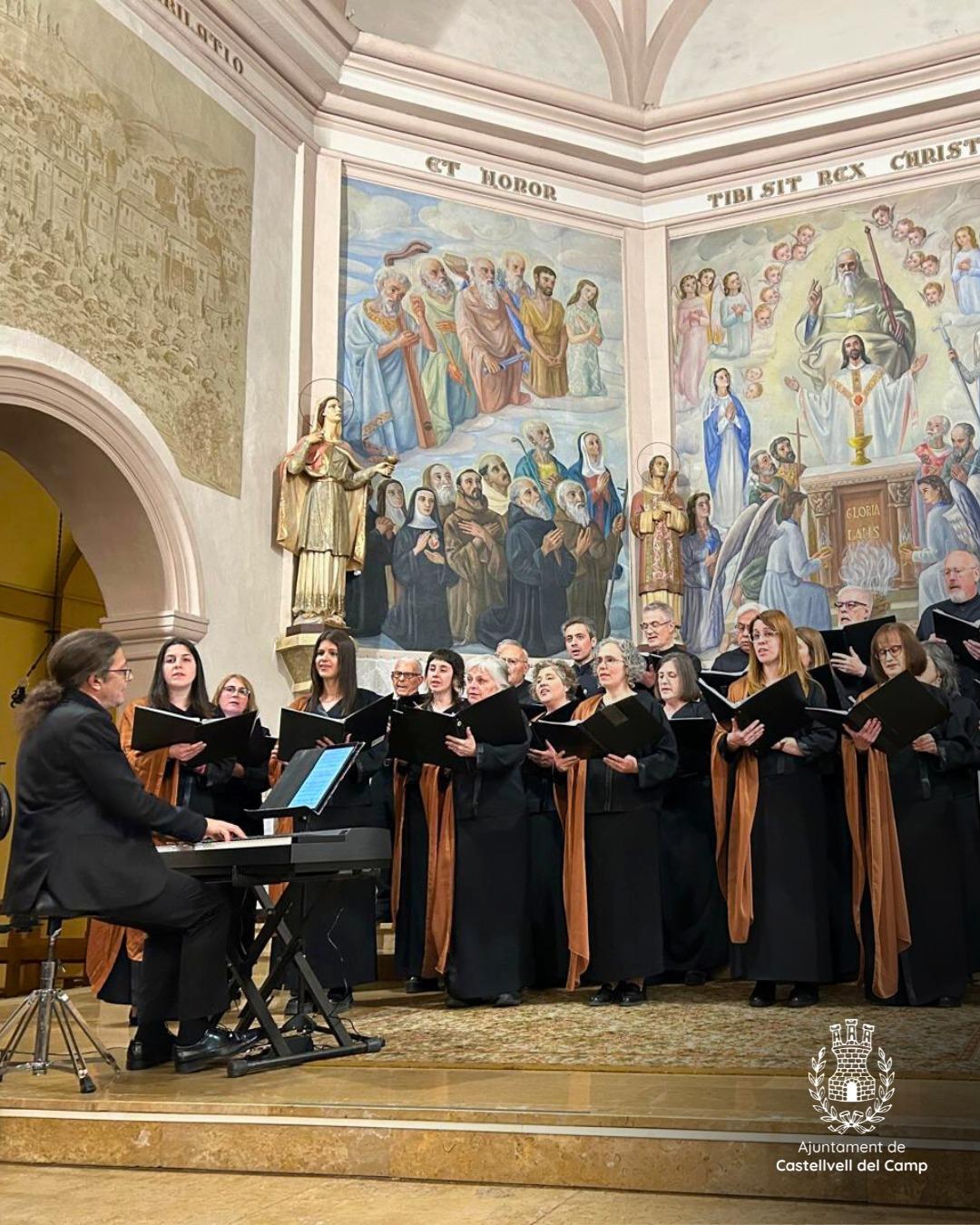 Actuación del Orfeo Reusenc en la Fiesta Mayor de Invierno de Sant Vicenç en Passanant del Camp 1