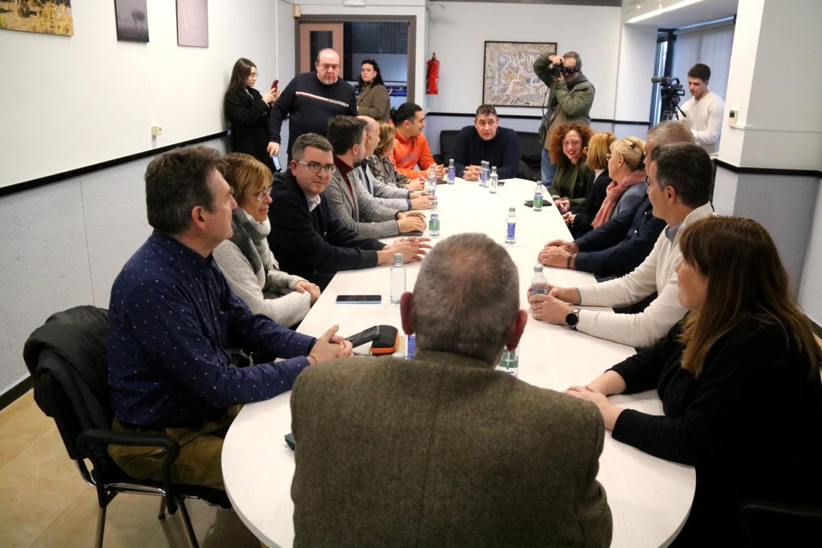 Alcaldes de El Baix Ebre y Montsià reunidos en L'Aldea para hablar del futuro hospital estadounidense 1