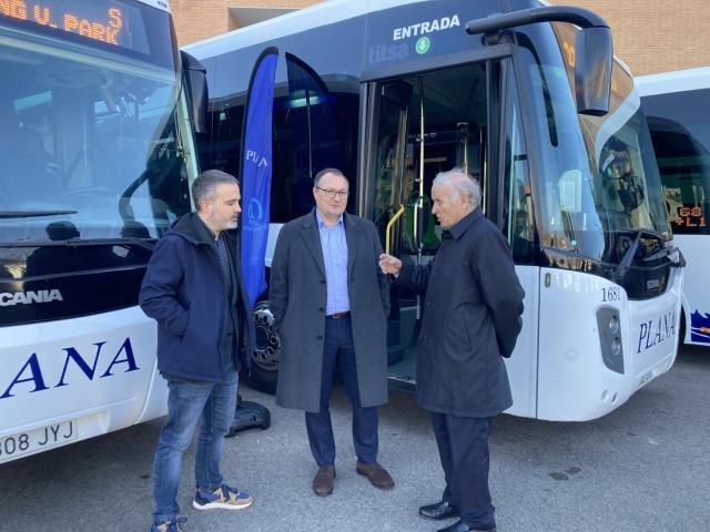 Alcalde de Vilanova, Juan Luis Ruiz, als nous autobusos urbans 1