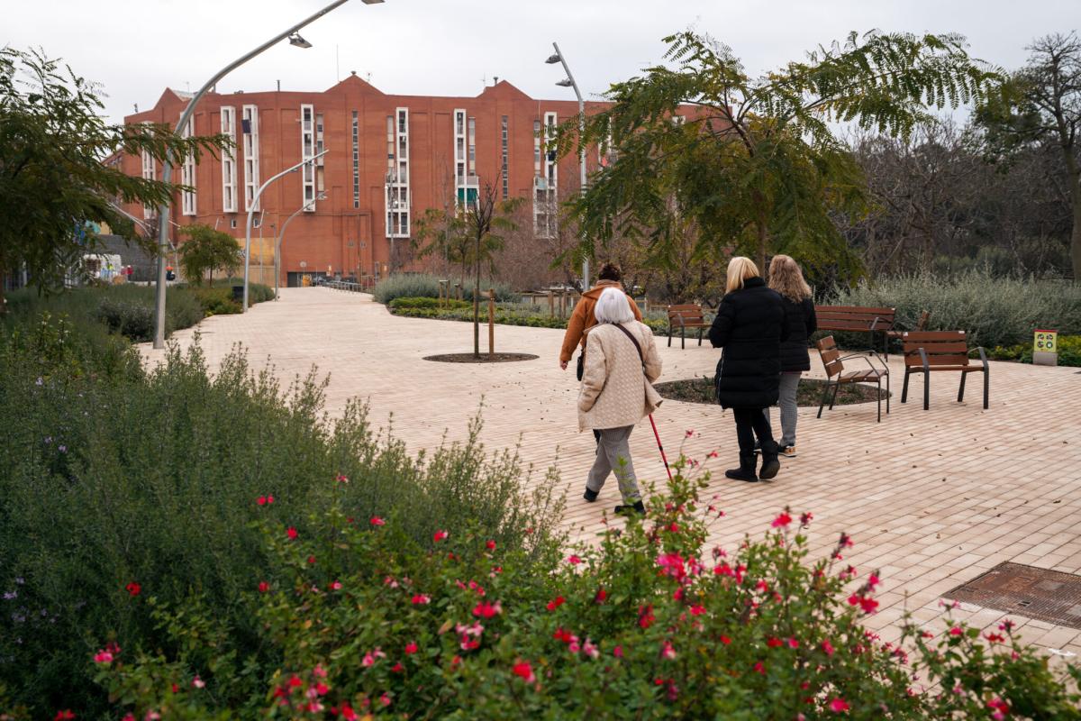parque Can clos marina port