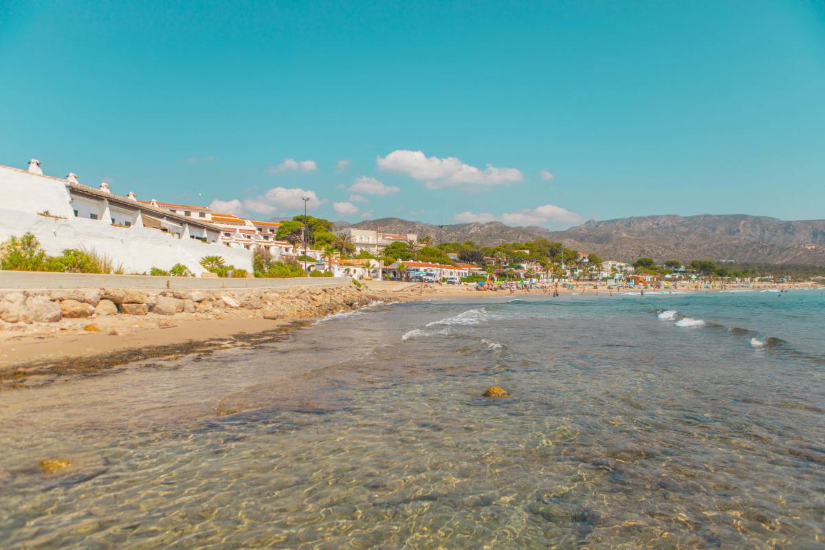 Platja de l'Almadrava de l'Hospitalet de l'Infant