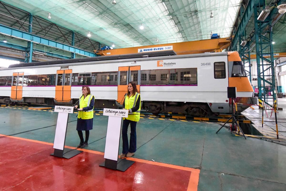 Sílvia Paneque i Esther Niubó presenten l'acord per potenciar la formació de 1.000 professionals del sector ferroviari