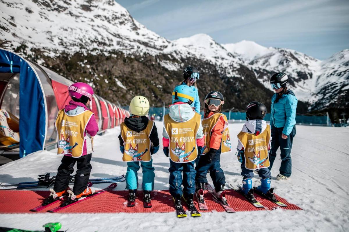 CARNAVAL A ORDINO ARCALÍS 23.02.25 (1) (1)