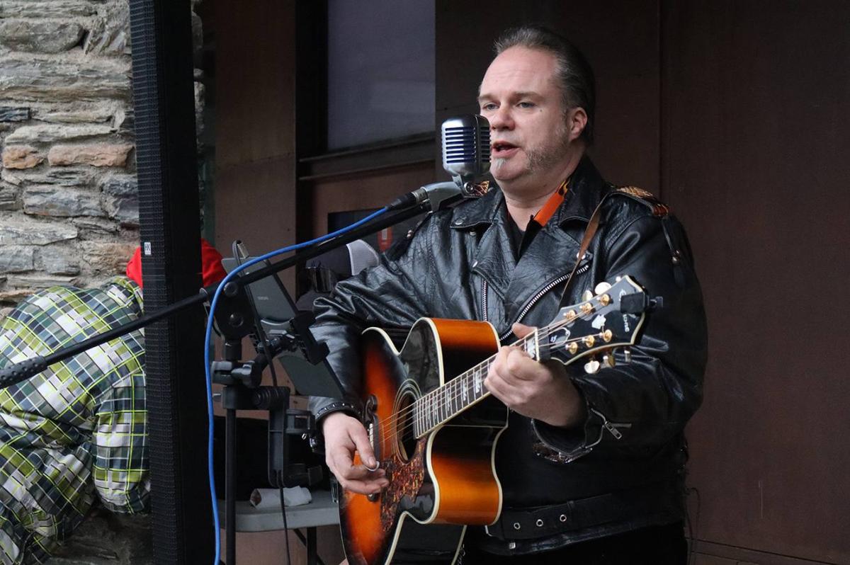 Manel Soriano actuant durant el Carnaval d'Ordino