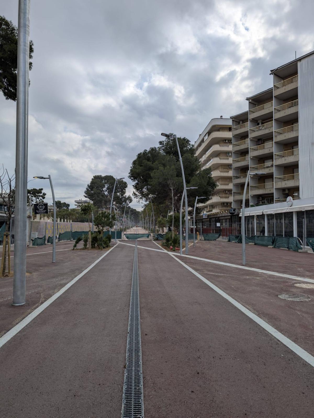 Obras de peatonalización de la calle Carles Buïgas de Salou 2