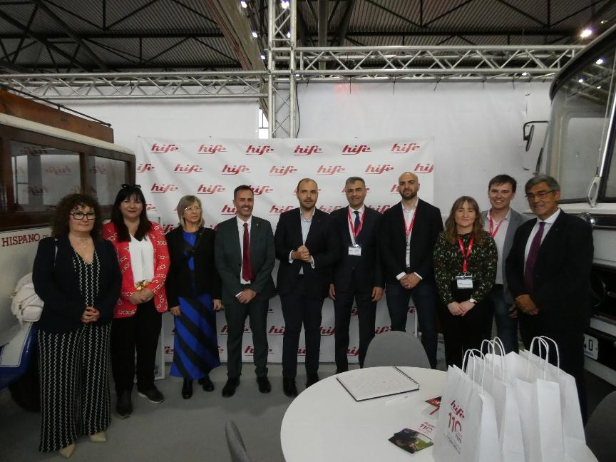 Autoritats en la inauguració de la 79a edició de l'Expoebre 1