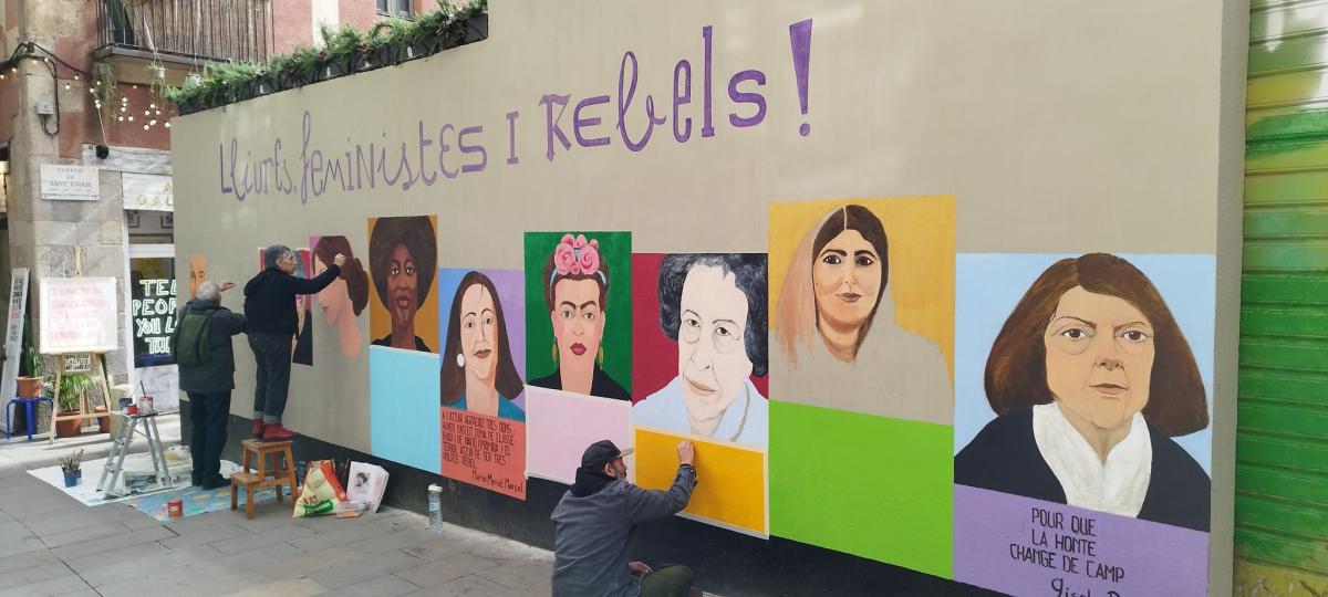 Mural feminista del 8-M en Barcelona
