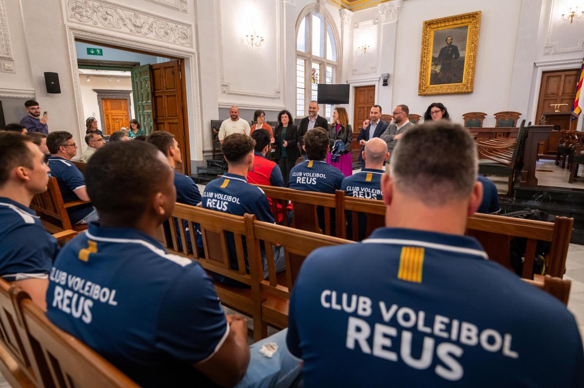 Rebuda_institucional_de_l'Equip_de_Voleibol_del_Reus_Deportiu-4-20250410171323