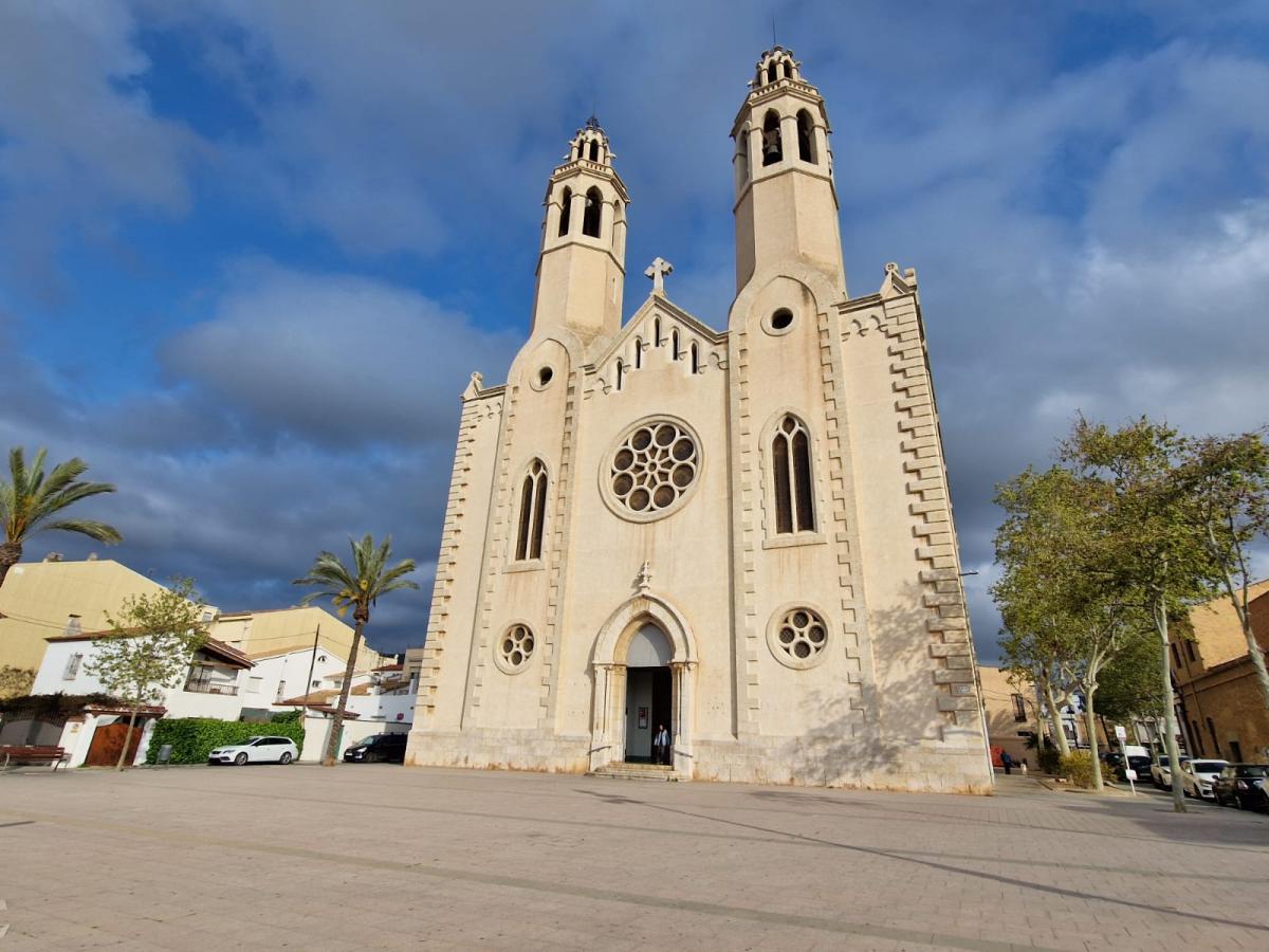 Plaza Església Ribes