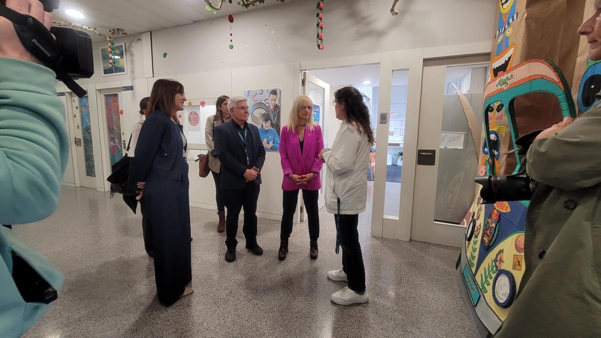 La delegada del Govern a Barcelona, Pilar Díaz, ha visitat Mollet del Vallès 1