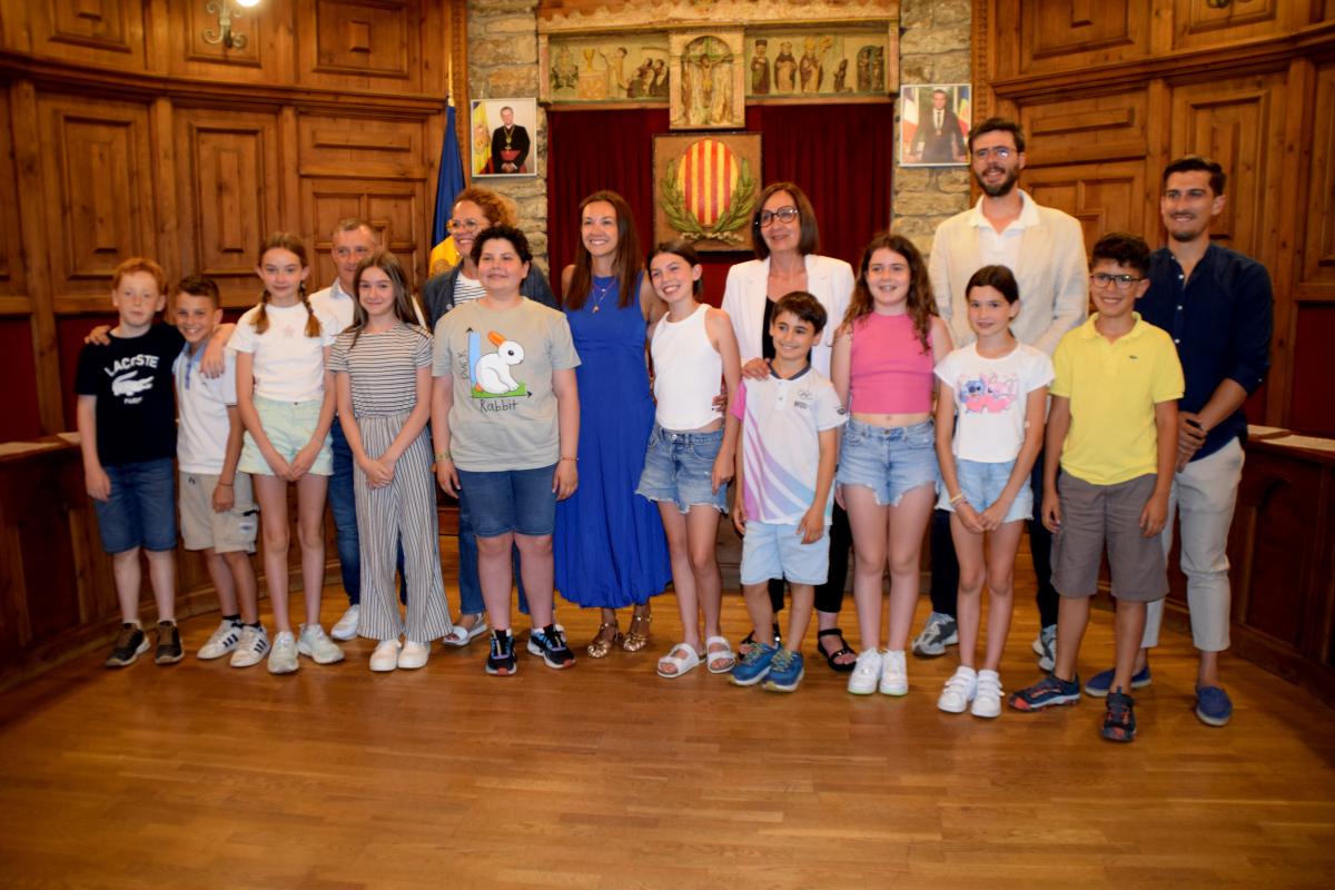 Fotografía de los consejeros infantiles de la comuna de Sant Julià de Lòria