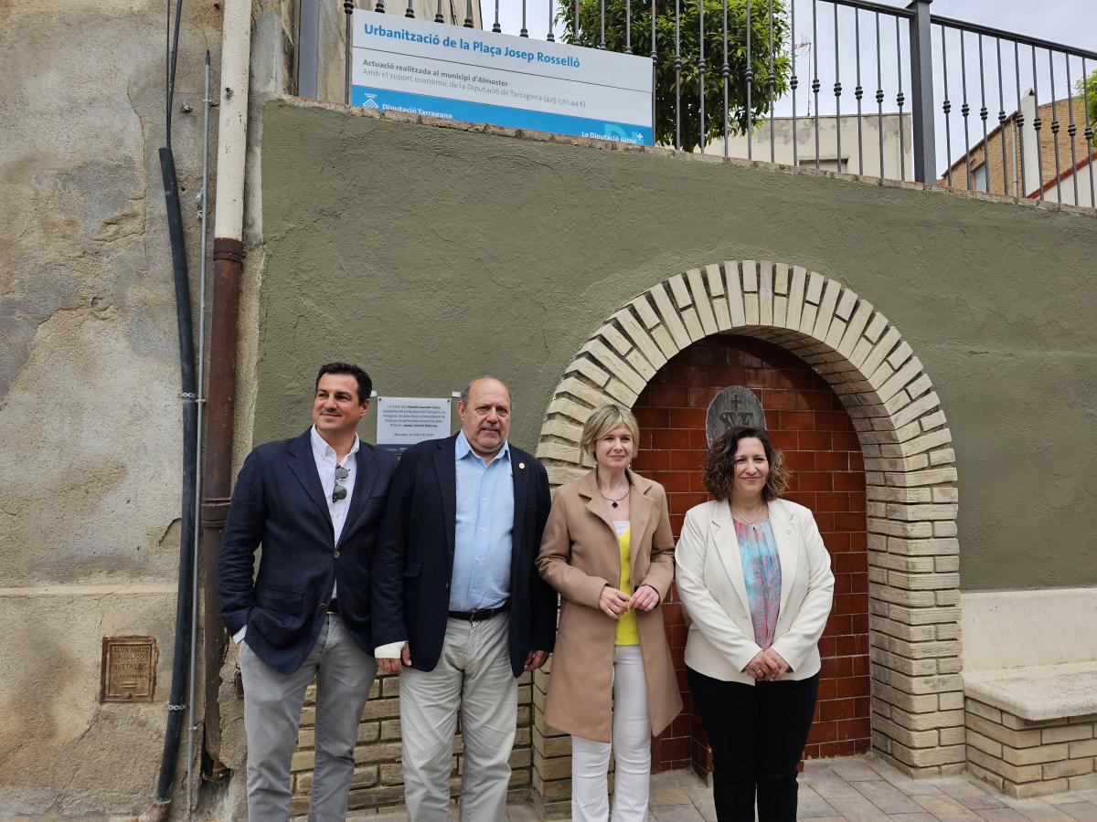 Almoster inaugura la Plaça Josep Rosselló 1