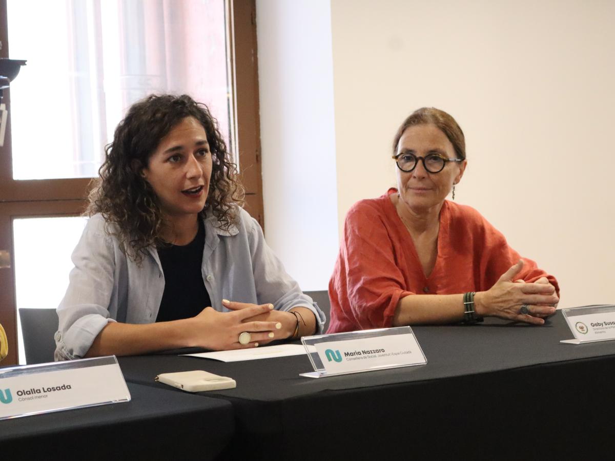 La consellera de Social, Joventut i Espai Ciutadà, Maria Nazzaro, i la directora de la Plataforma Aprofitem els Aliments, Gaby Susanna Nadal