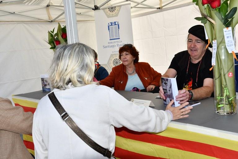 Sant Jordi 2025 brilla a Sitges