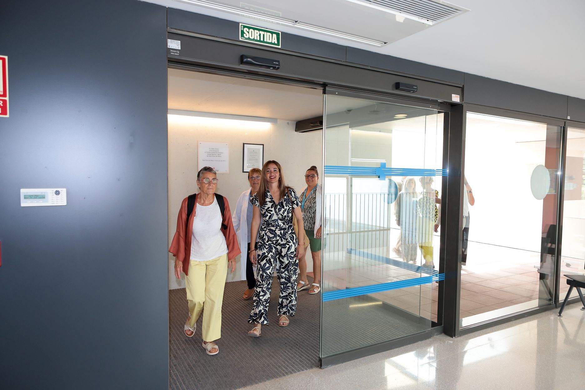 L'alcaldessa de Sant Pere de Ribes, Anna Herrera, i la consellera Olga Pané 1 L'alcaldessa de Sant Pere de Ribes, Anna Herrera, i la consellera Olga Pané 1