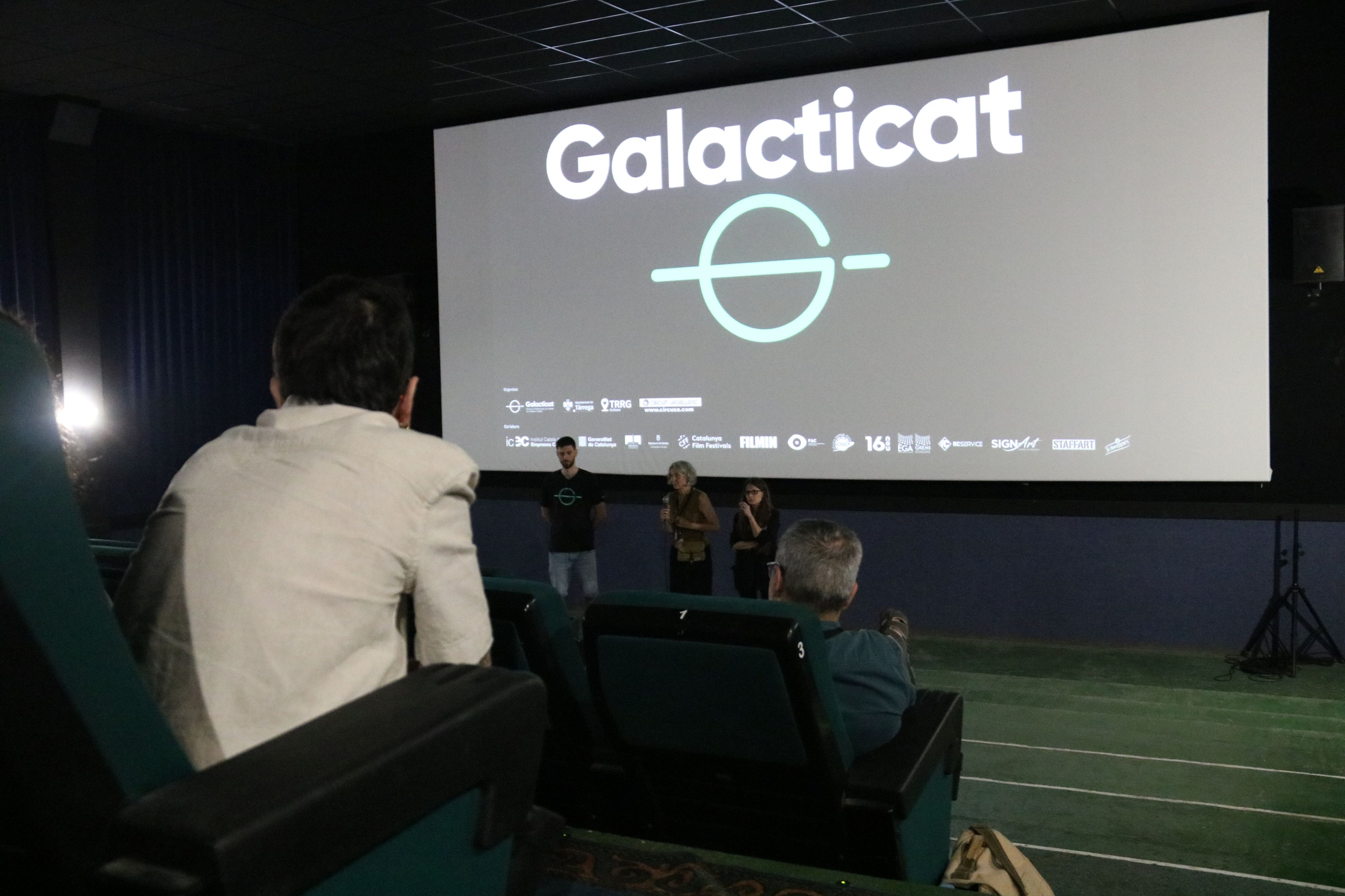 El director Gerald Fillmore i el sotsdirector del Galacticat, Gerard Casanovas