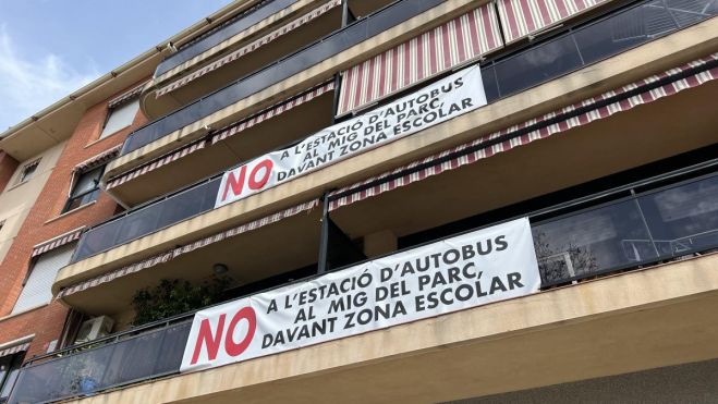cartell mas iglesias protesta autobusos