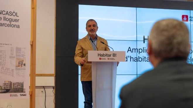 Jaume Collboni en la presentació dels primers concursos del programa Habitar B! de Barcelona