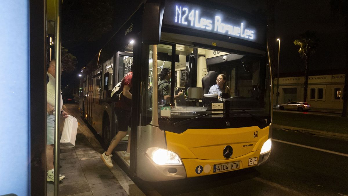 NitBus de l'N24 de l'AMB a BArcelona Oscar Giralt