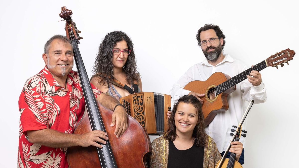 La Puntual Folk