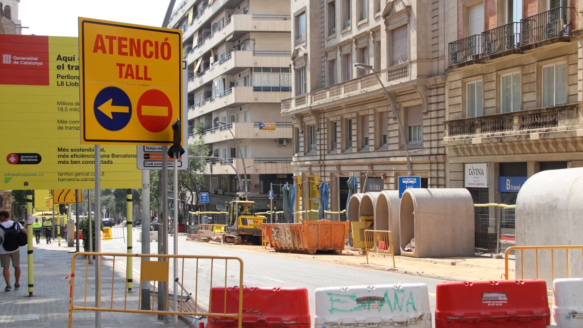 Obres al carrer Muntaner de Barcelona Obres al carrer Muntaner de Barcelona
