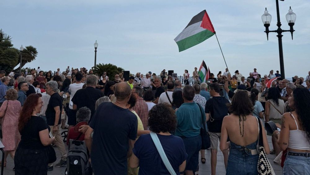 Mobilitzacions a Tarragona per condemnar l'assassinat de periodistes a Gaza 2