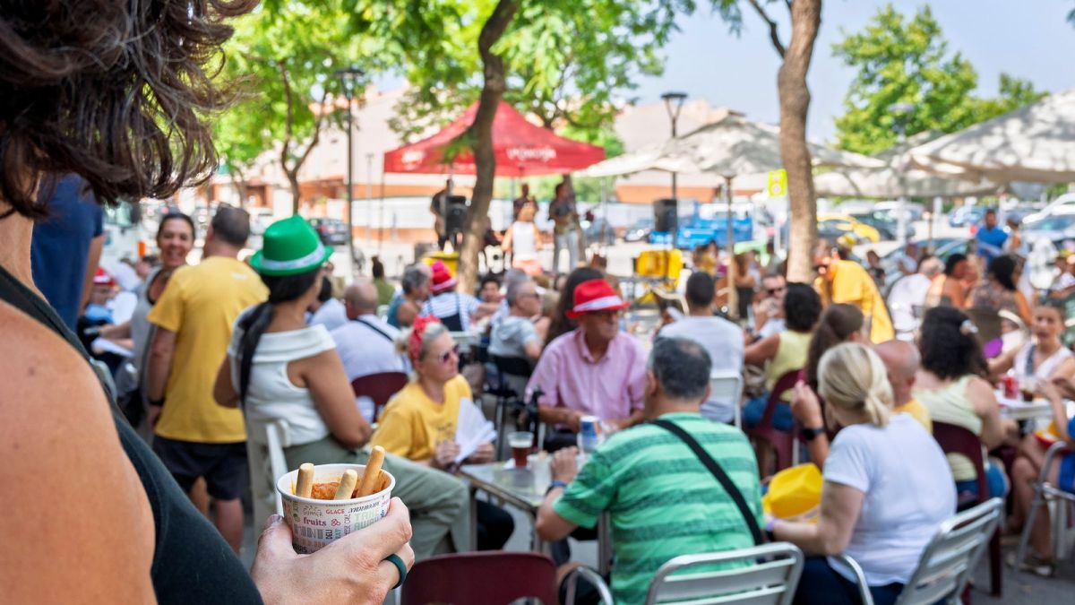 Vermuts musicals als bars de la Canonja per Festa Major 1