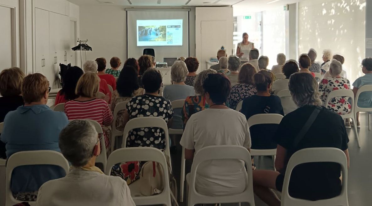 Imatge d'arxiu d'una activitat aquest estiu amb el col·lectiu sènior