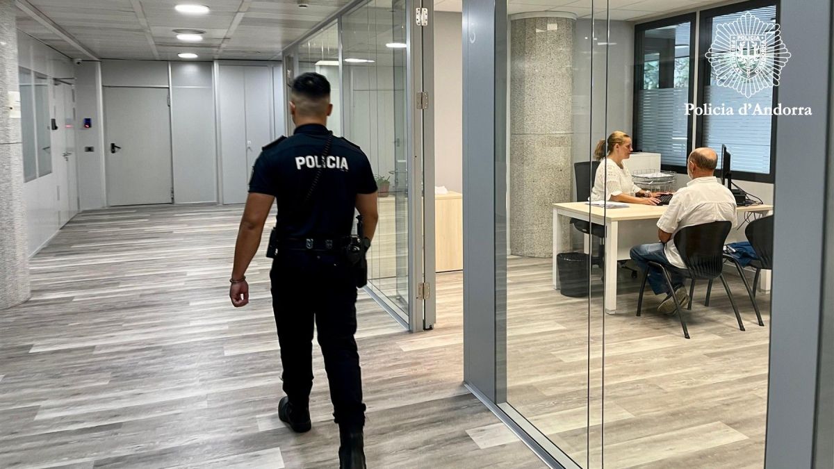 El nou espai d'atenció al públic que ha estrenat la policia d'Andorra 1 El nou espai d'atenció al públic que ha estrenat la policia d'Andorra 1