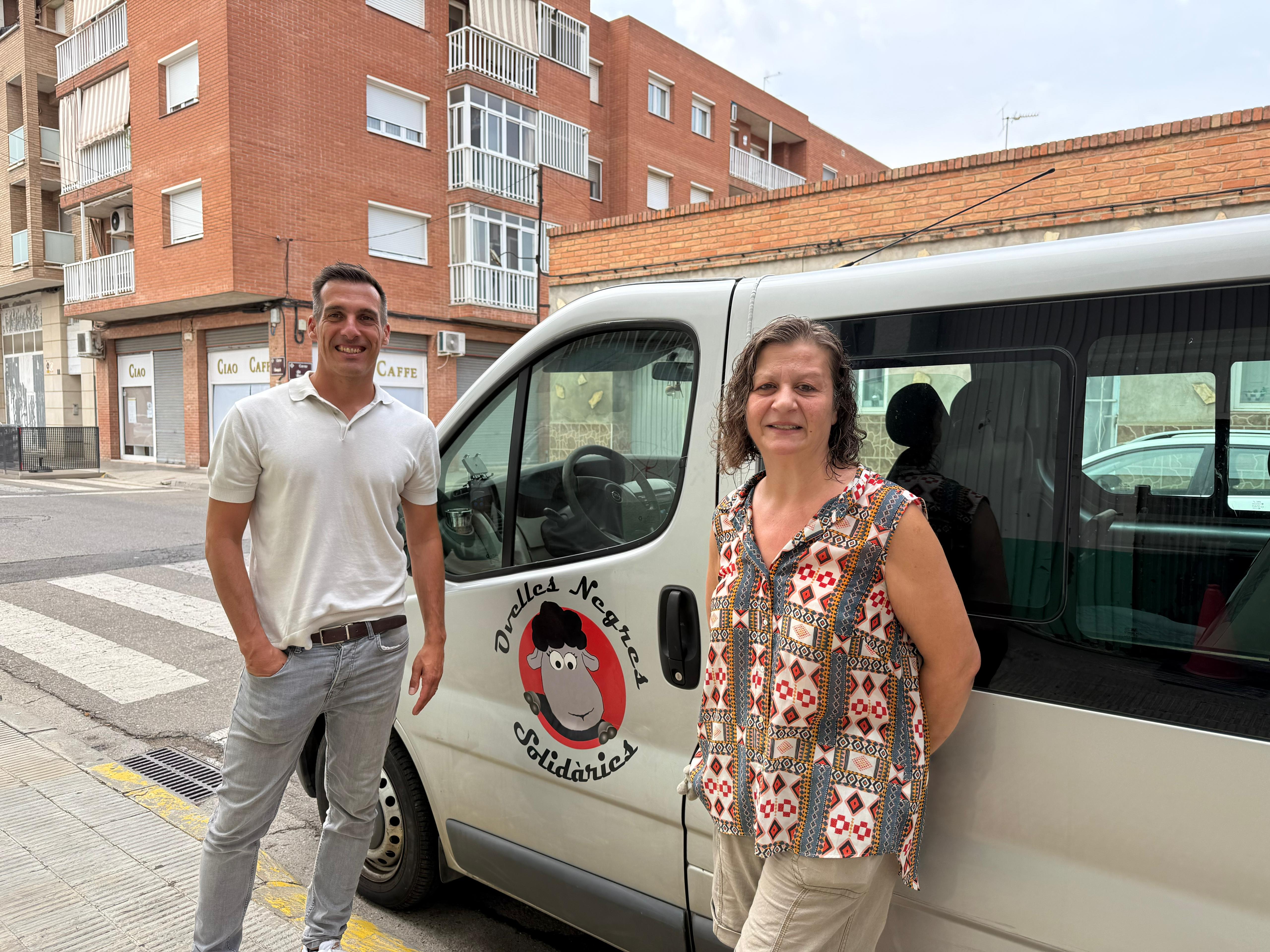 Visita del concejal de ERC en Lleida, Xavier Estrada, a la entidad Ovelles Negres