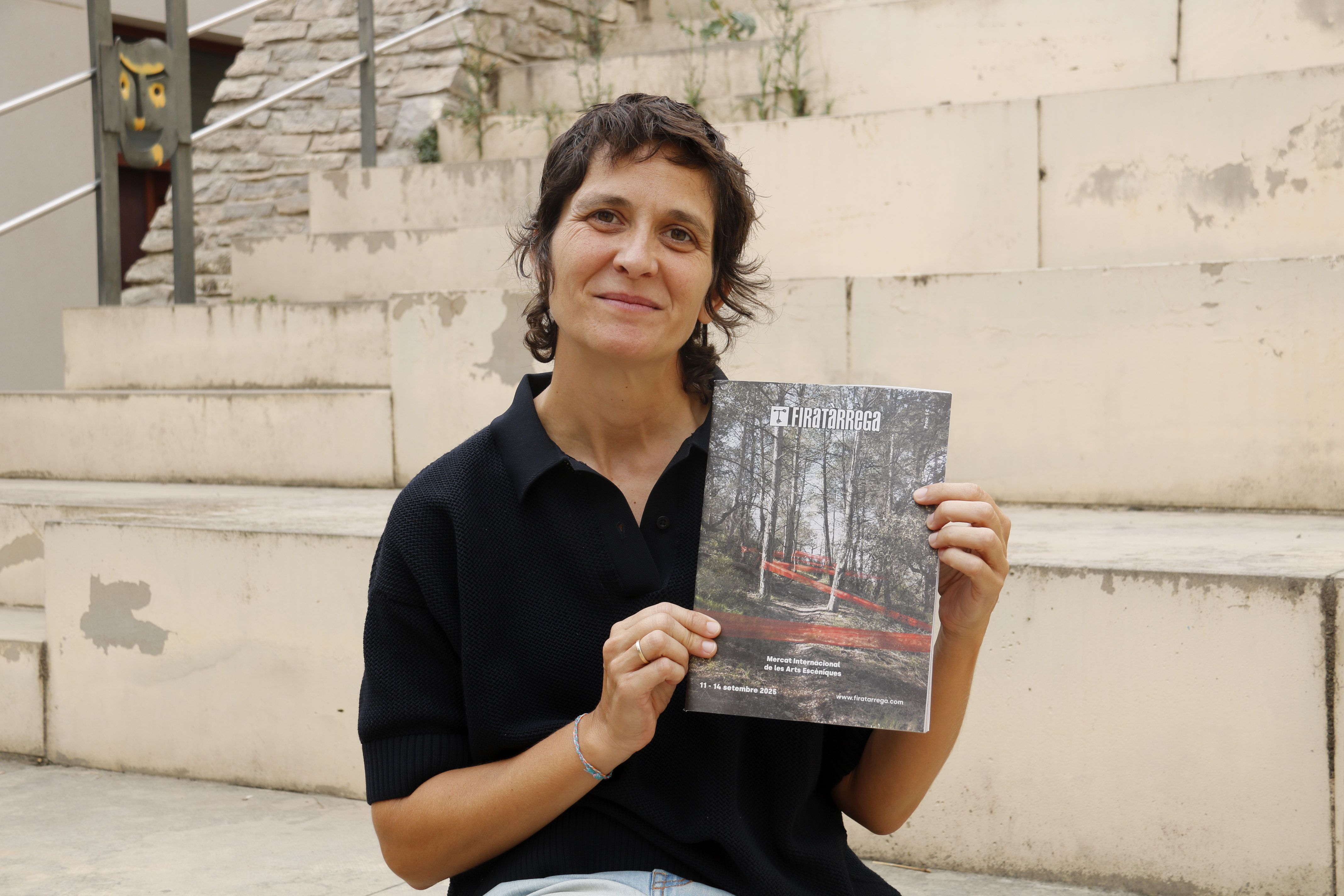 ACN / La directora artística de Fira Tàrrega, Anna Giribet, muestra la programación de la edición 45 del certamen