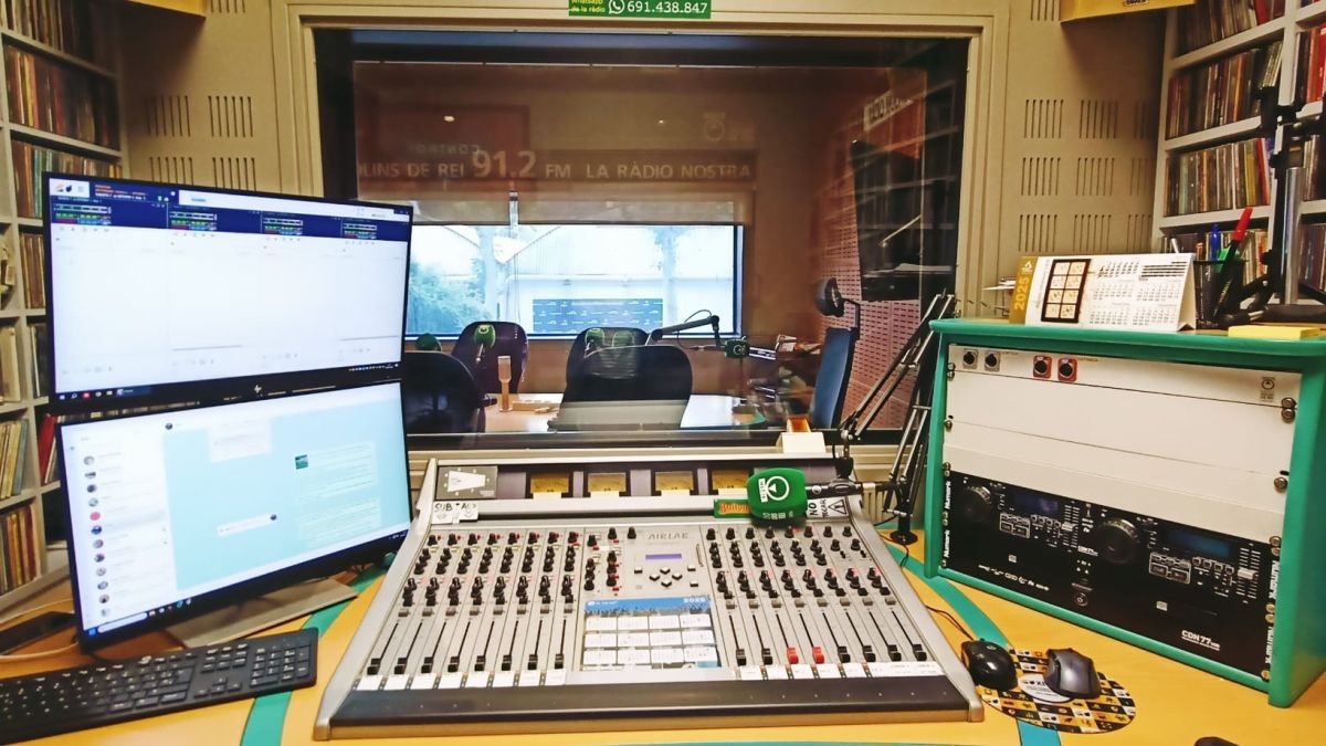 Ràdio Molins (3) Ràdio Molins (3)