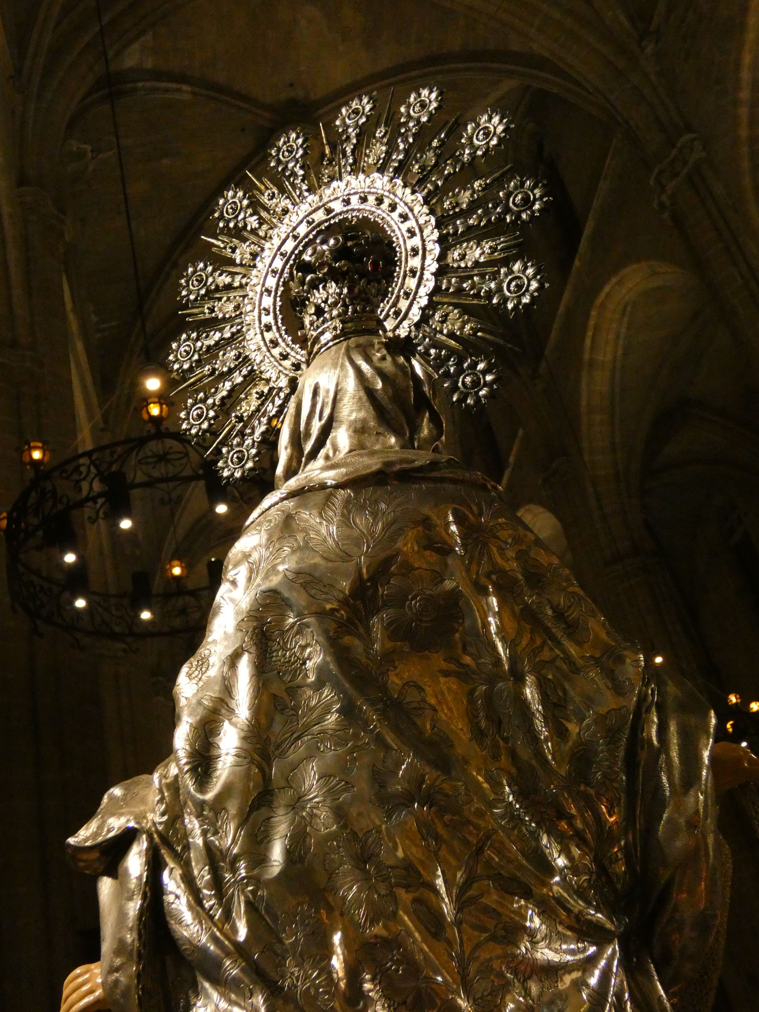 Imatge processional de la Cinta a l'Altar Major de la Catedral Imatge processional de la Cinta a l'Altar Major de la Catedral