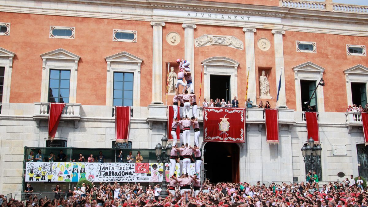 El 4 de 8 de los Xiquets de Tarragona en la primera ronda de la jornada del Primer Domingo de las fiestas de Santa Tecla de Tarragona El 4 de 8 de los Xiquets de Tarragona en la primera ronda de la jornada del Primer Domingo de las fiestas de Santa Tecla de Tarragona