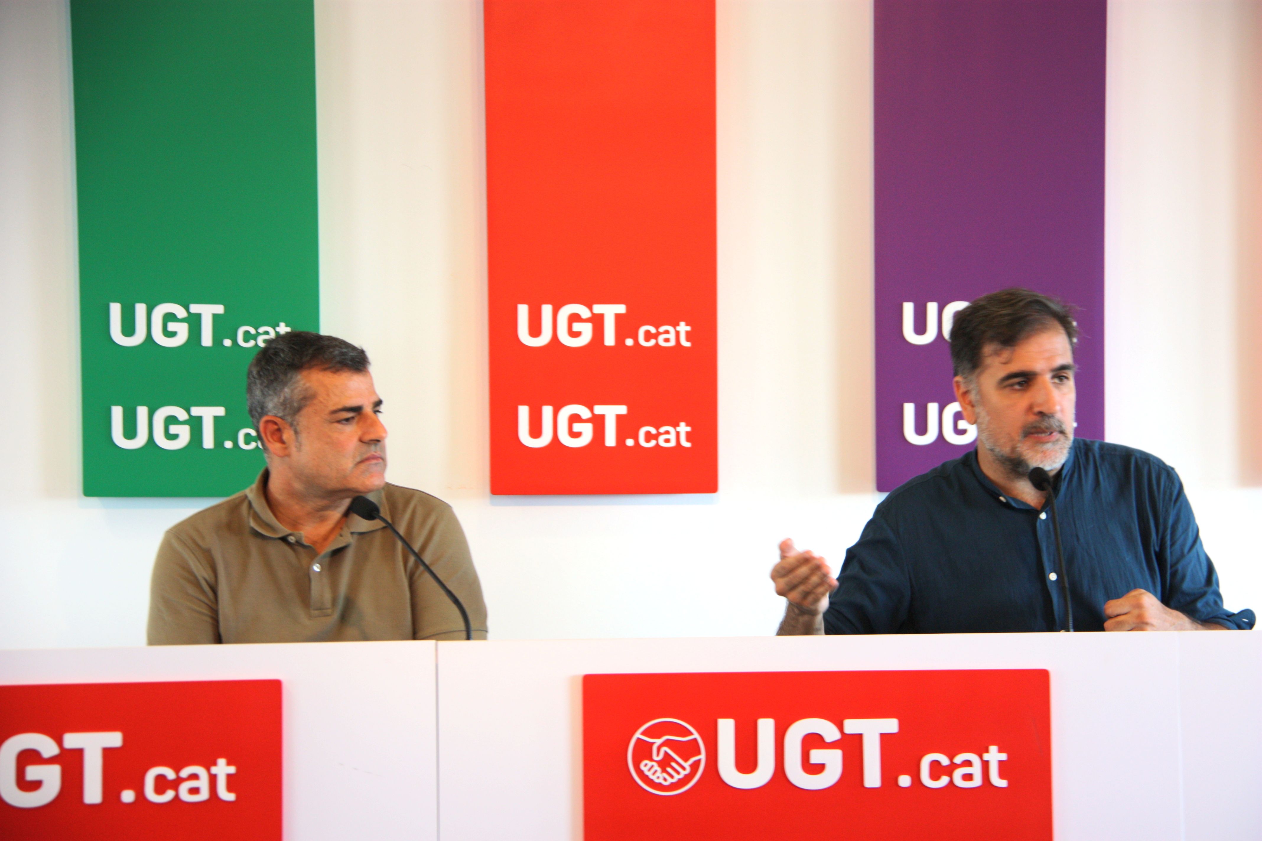 El secretario de movilidad de la UGT, Jordi Muñoz, y el técnico de movilidad del sindicato, José Rodríguez