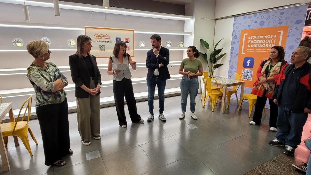 Presentació del curs d'auxiliars de mercat al Mercat de Torreblanca (Sant Cugat del Vallès)