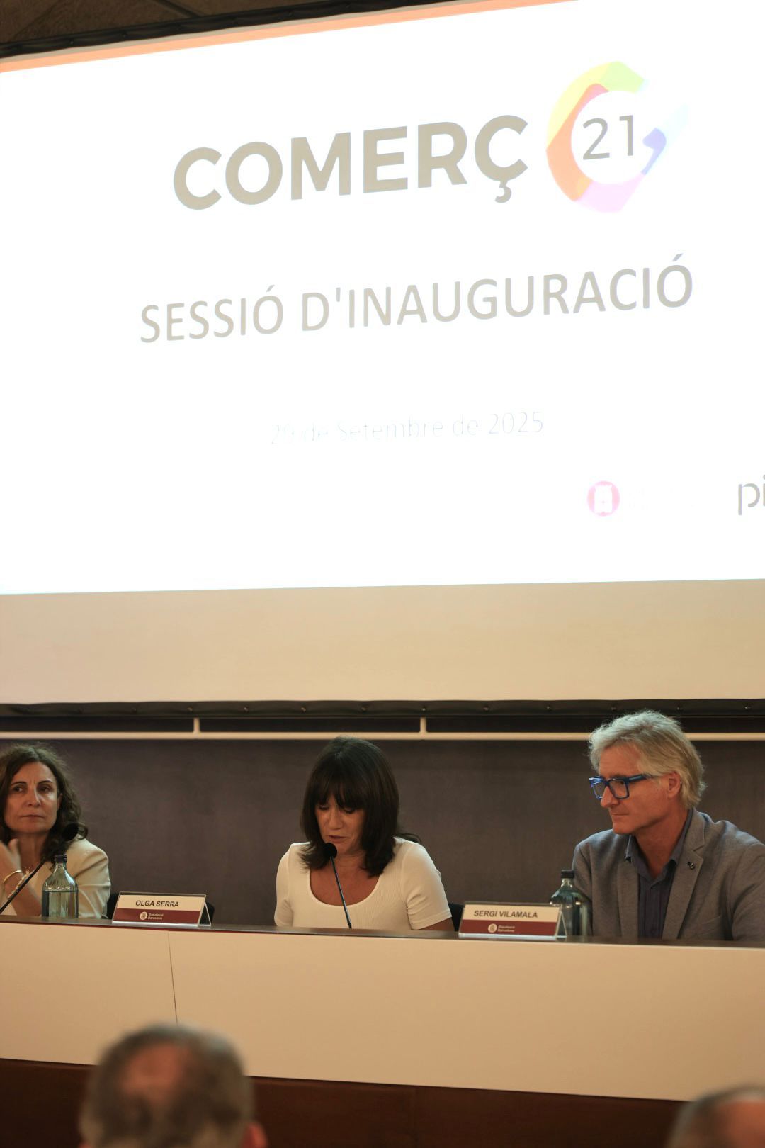 la directora de Pimec, Pilar Mínguez; la diputada de Comercio y Consumo de la Diputación de Barcelona, Olga Serra Luque, y el gerente de Servicios de Comercio de la Diputación de Barcelona, Sergi Vilamala