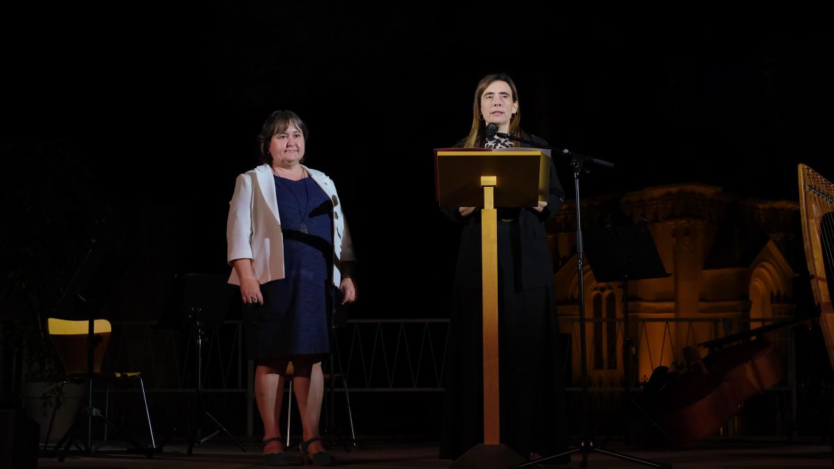 Sandra Guaita al concert Retrobaments al Cementiri General de Reus