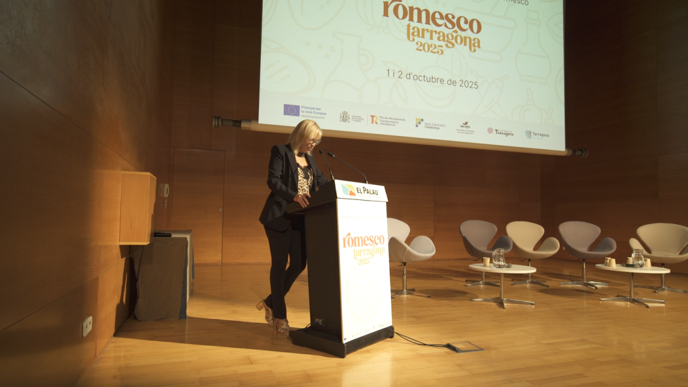 Montse Adan en el I Congreso de Investigación Técnicocultural del Romesco de Tarragona