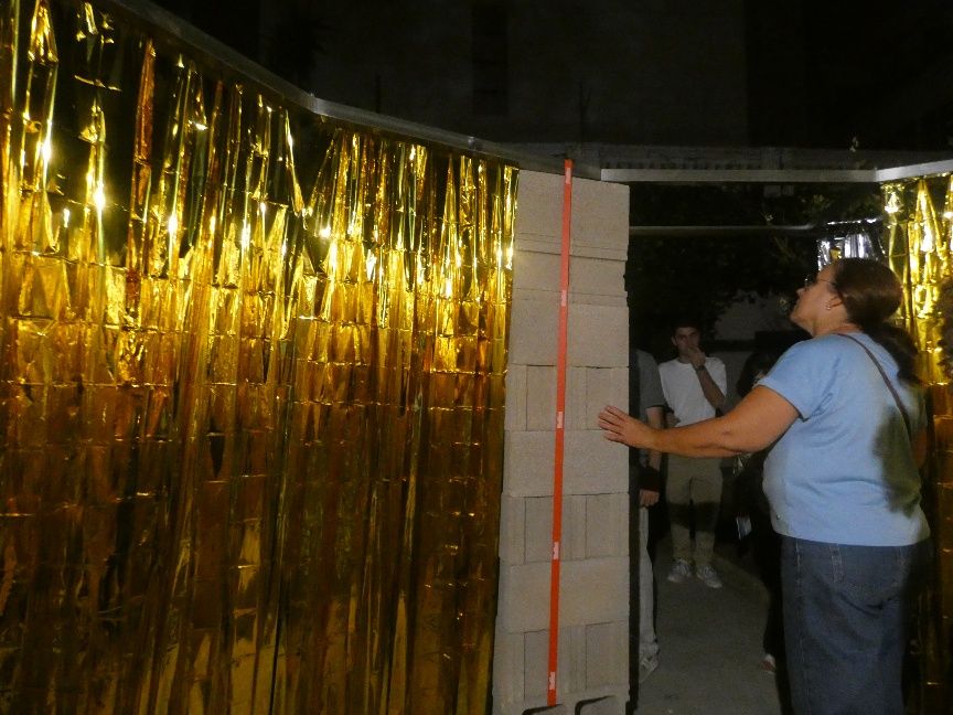 Somiar la Distopia oasi d'un futur incert. Pati del convent de les Serves de Jesús