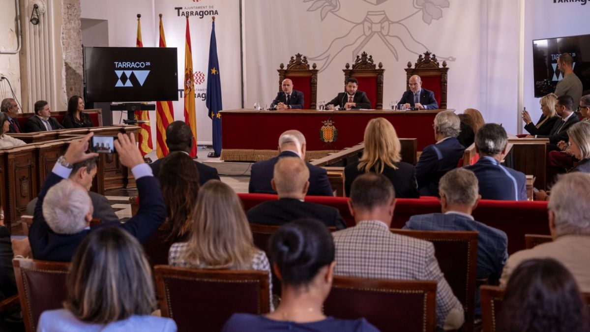 Més de trenta cònsols internacionals visiten Tarragona amb motiu de la celebració de Tarraco25 1